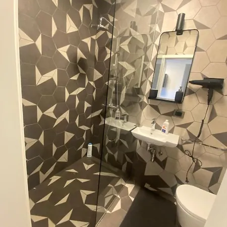 New G&p - Free Parking Apartman Ljubljana