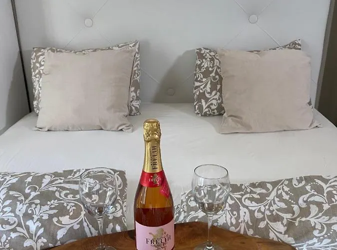 New G&p - Free Parking Daire